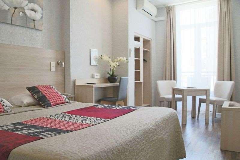 Hotel Helvetique Nice Oda fotoğraf