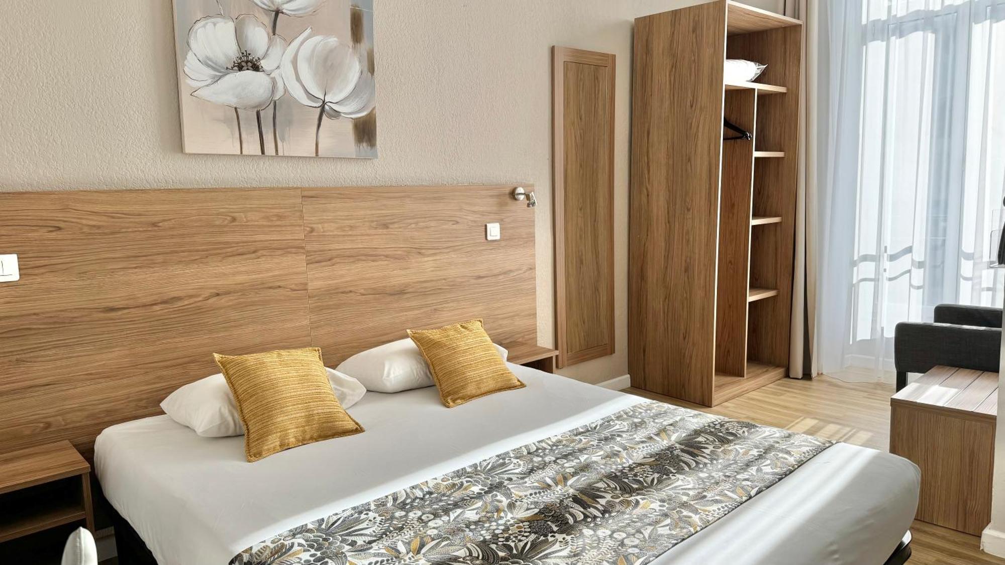 Hotel Helvetique Nice Dış mekan fotoğraf